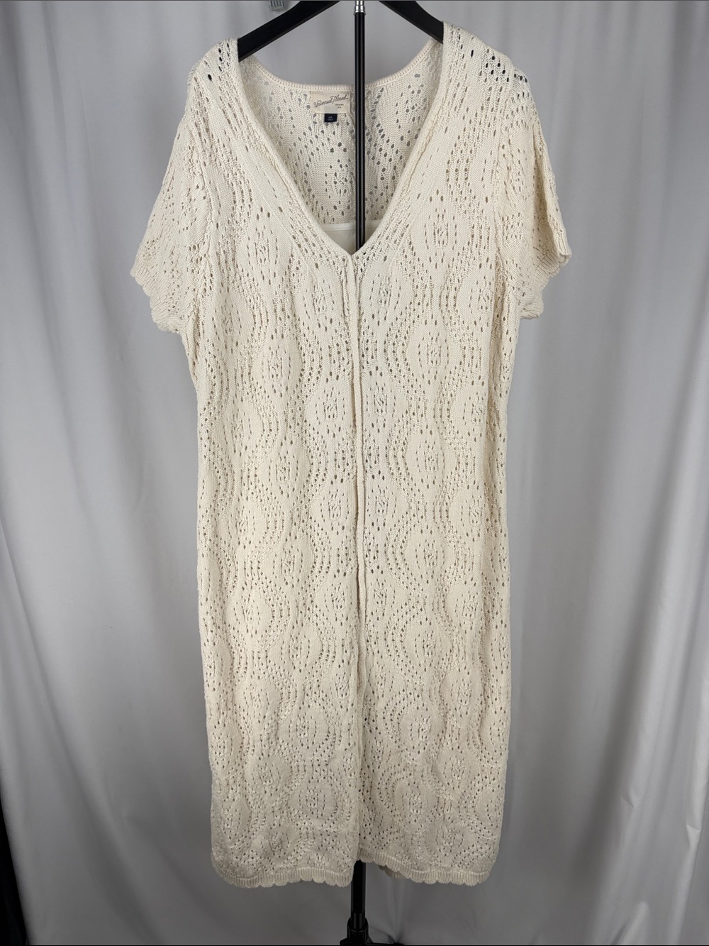Universal Thread Cream Openwork V‑Neck Midi Dress
